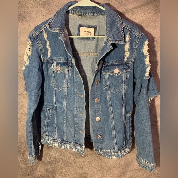 Forever 21 Jackets & Blazers - Forever 21 Ripped Blue Jean Jacket women’s size Small